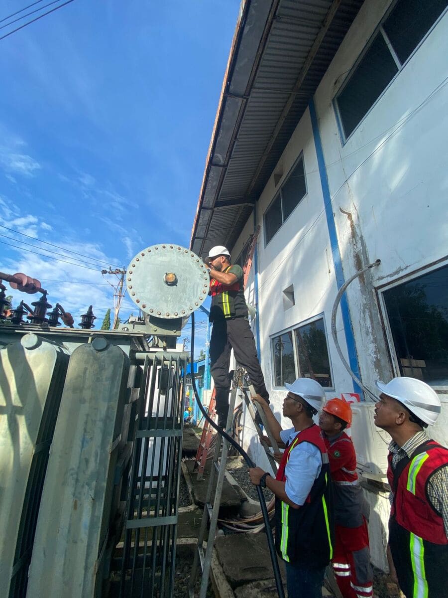 Perawatan oli transformator